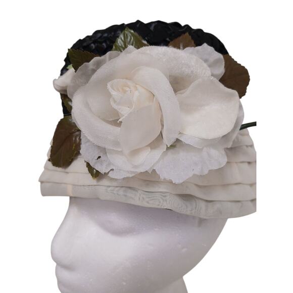 Vintage Cloche Hat Black White Roses Floral Fancy Party Elegant Costume Wedding - Picture 2 of 8